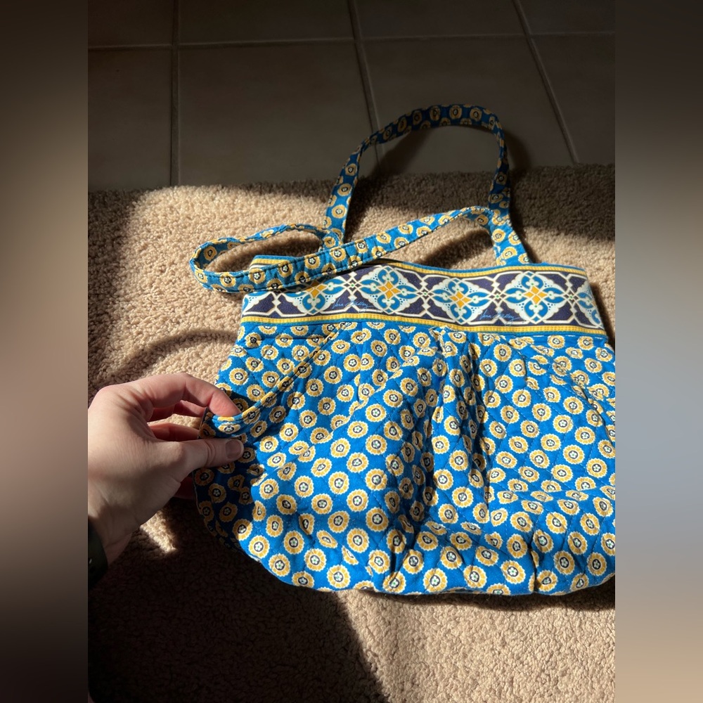 VERA BRADLEY Blue and Yellow Patterned Tote Bag w/ Front Pockets - Picture 3 of 13